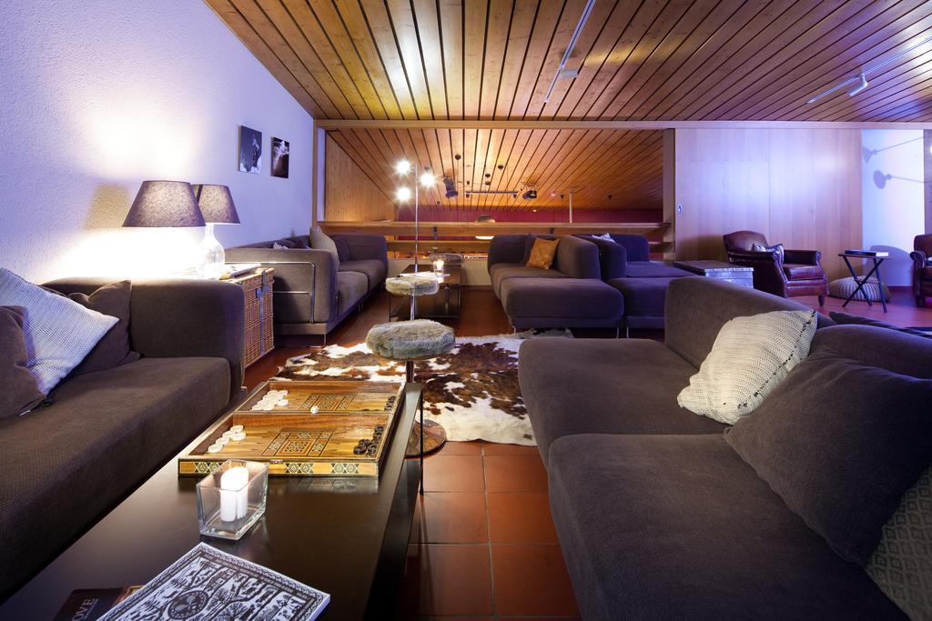 Saanewald Lodge Saanenmöser Buitenkant foto