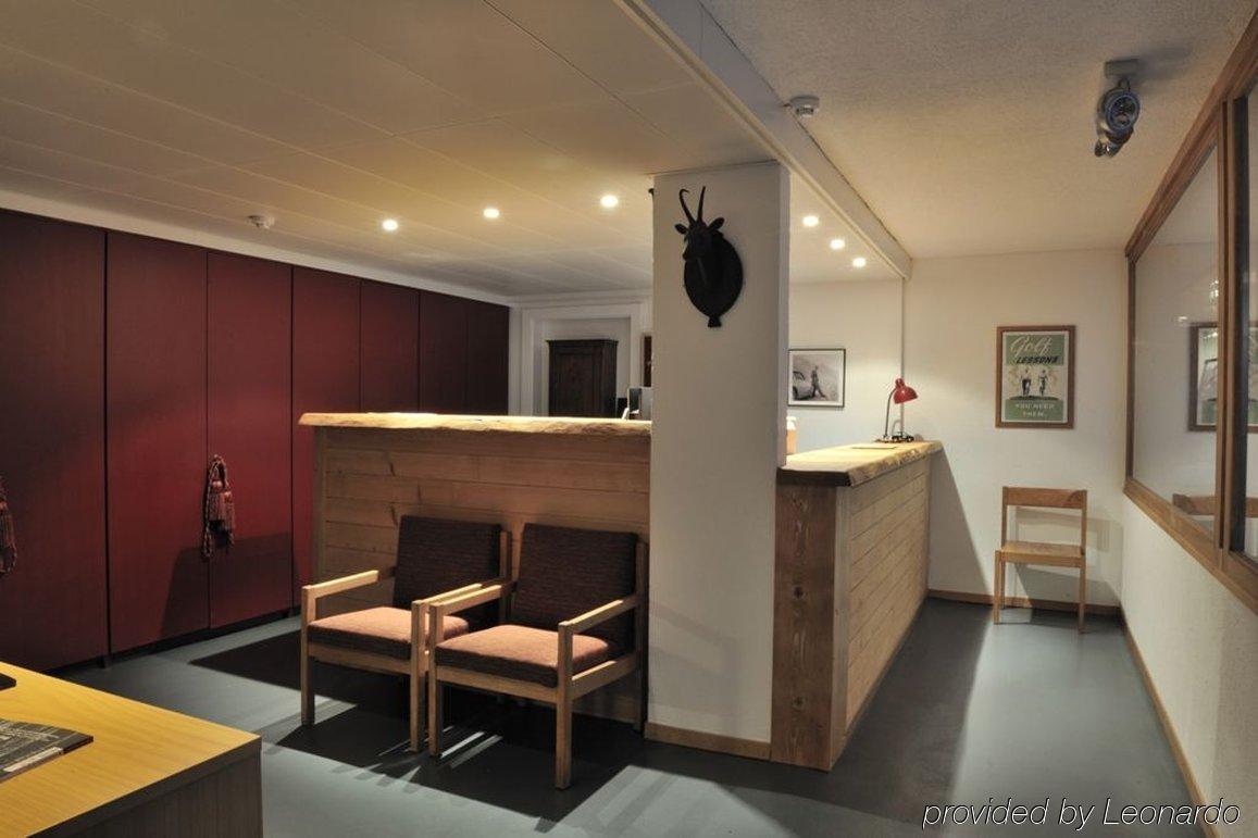 Saanewald Lodge Saanenmöser Buitenkant foto